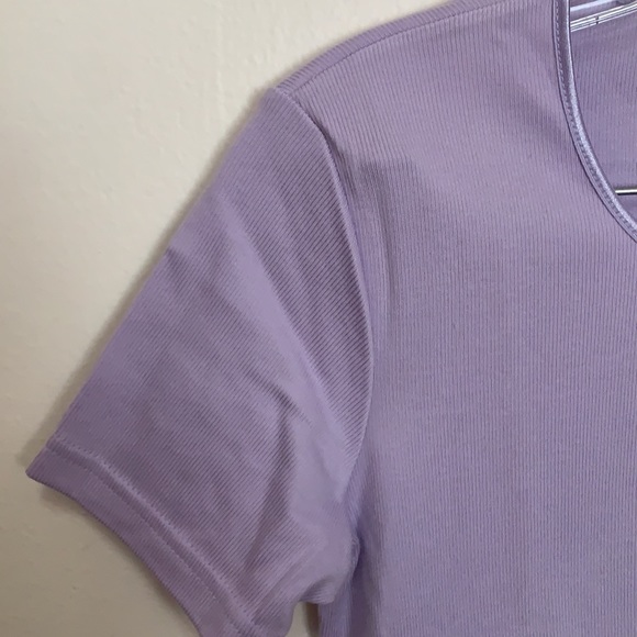 Lavender Short Sleeve Blouse - Picture 3 of 6